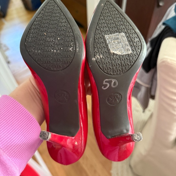 Red Pumps 6.5 - Picture 5 of 5